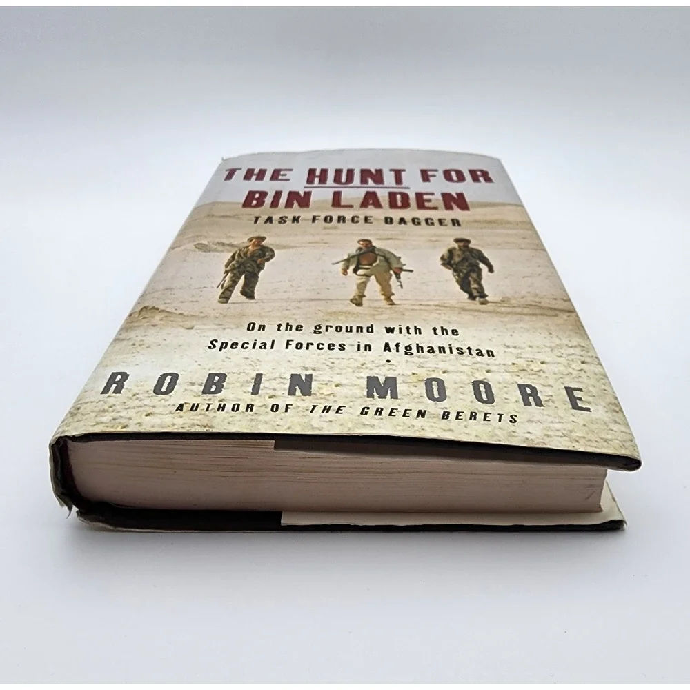 The Hunt for Bin Laden: Task Force Dagger - Hardcover By Moore, Robin - GOOD‎